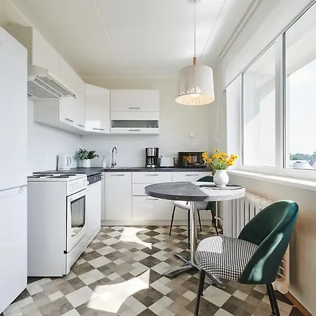 Apartment Freshly Renovated Family *